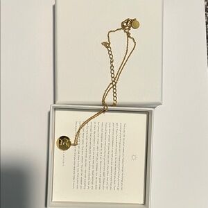 Elegant Gold Faith Fear Pendant Necklace